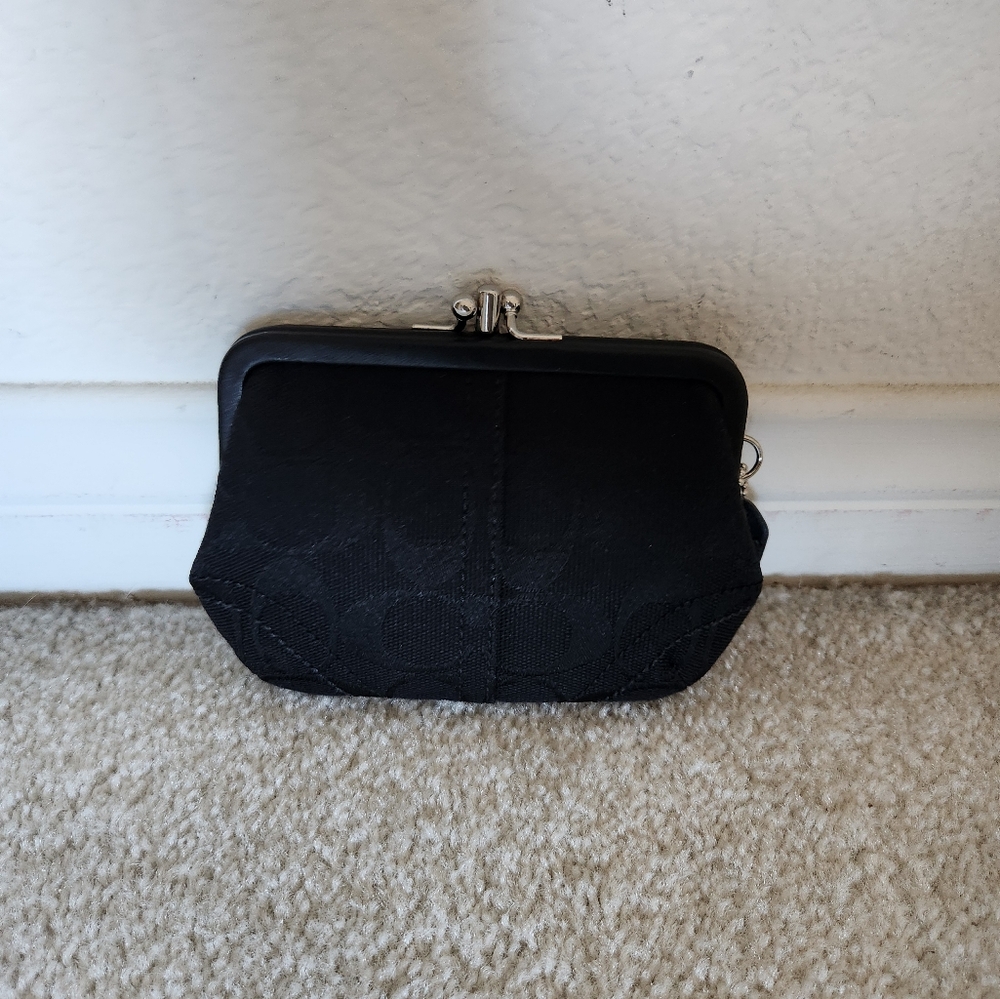 Black Coach Women's Clutch Bag - Picture 2 of 4